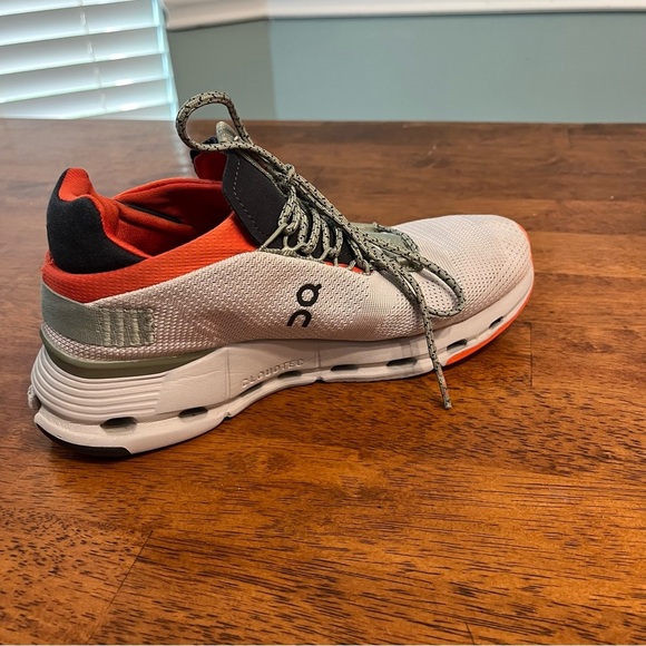 On Running On Cloudnova silver gray orange size women’s 8 - Picture 2 of 12
